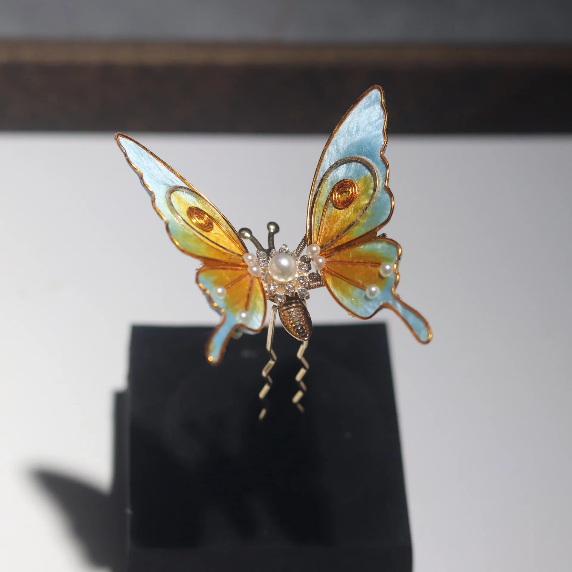 handmade-velvet-flower-filigot-headwear-three-dimensional-hollowed-out-spring-butterfly-wing-hairpins-classical-hair-clips