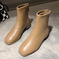 2023 Winter New Round Head Leather Surface with Plush for Warm and Comfortable Short Tubed Large Heel Women's Naked Boots