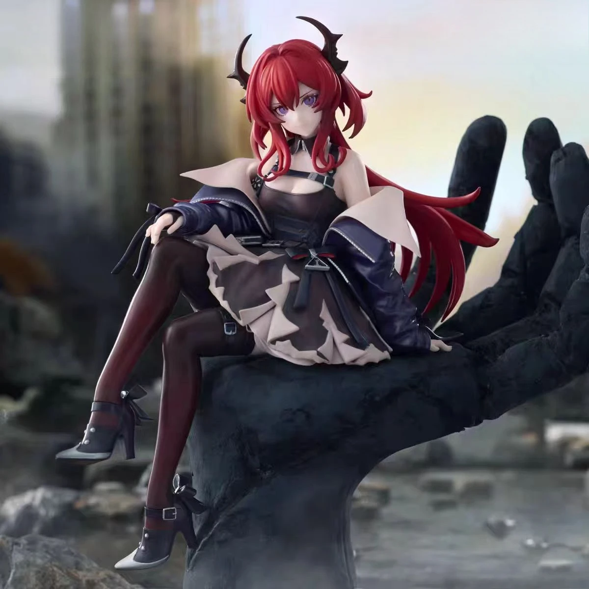 

【Pre Sale/Customization】Arknights Action Figurals Surtr Game Character Sculpture Anime Statue Figure Cartoon Collectible Model