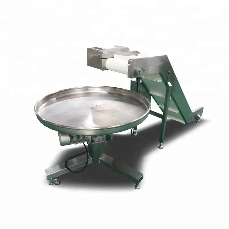 Rotary table for collecting finished packaging products