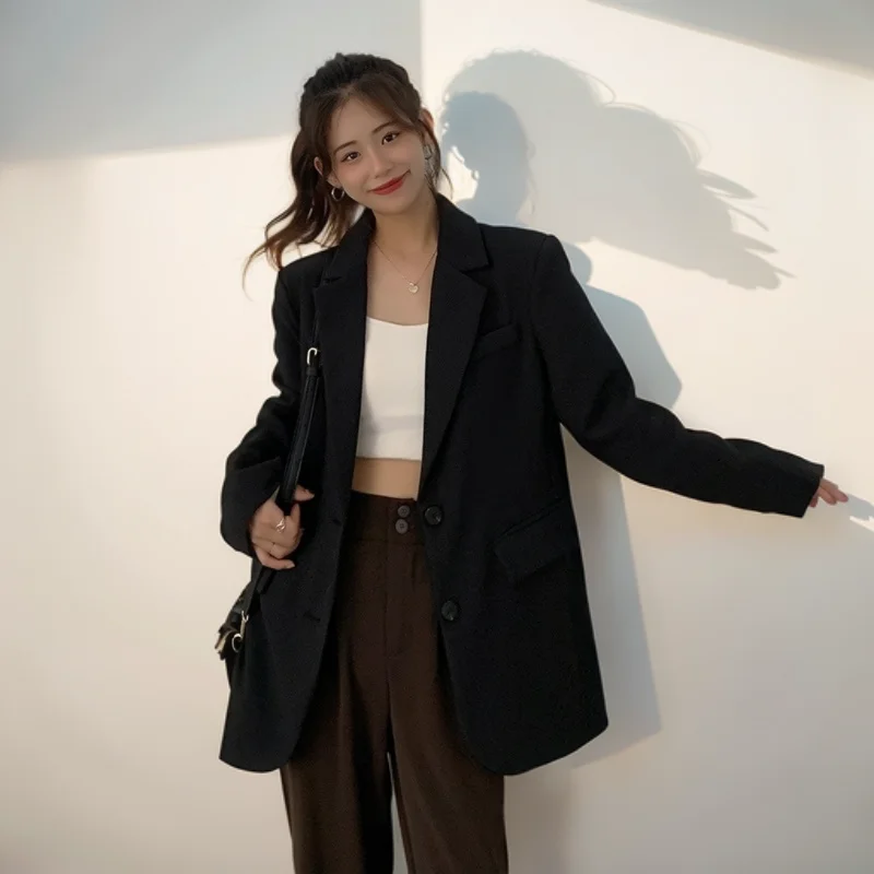 

Женский классический льняной джинсовый блейзер в корейском стиле, миди, городская одежда, с двумя накладными карманами, асимметричный крой, стеганый, современный, стильный, свободный крой