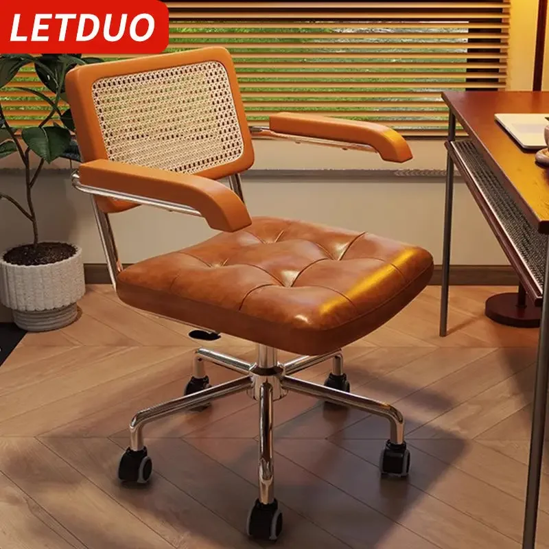 

Home Office Chair Ergonomic Armrest Desk Chair Mesh Learning Computer Armchair Retro Leather Soft Cushion Executive Chair