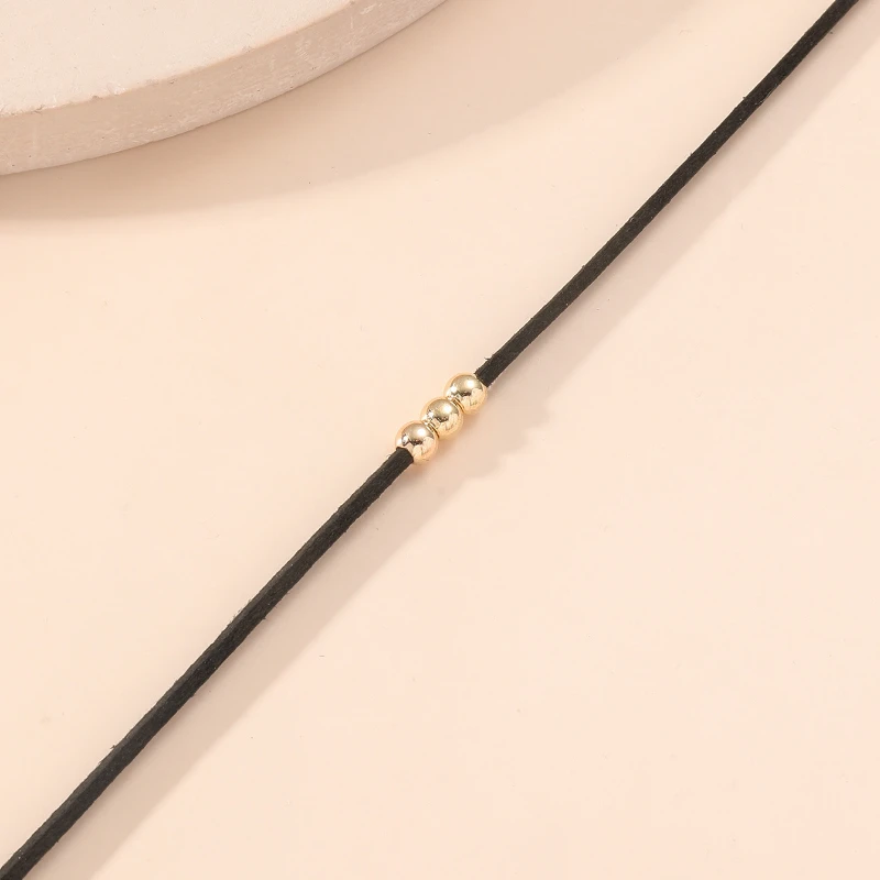 Vintage Black Velvet Chokers Necklaces for Women Girls Retro Simple Collar Clavicle Necklaces Wedding Party Fashion Jewelry Gift - view 5