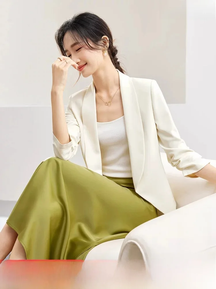 

Commute Interview Women's Suit Short Style Shoulder Pad Sleeve Drapey Fabric Spring 2026 Fashion Casual Pure Color