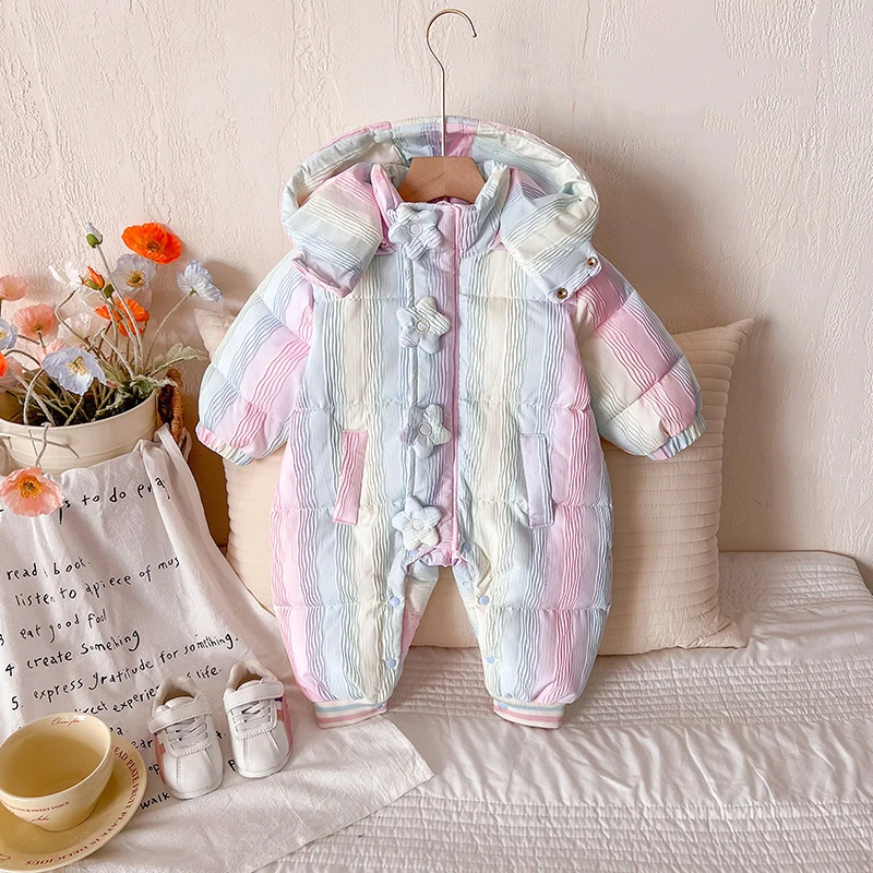 Baby Girls Gradient Puffer Romper Warm Hooded Stars Buckle Light White Duck Down Bodysuit New Born Girls Thick Jumpsuits