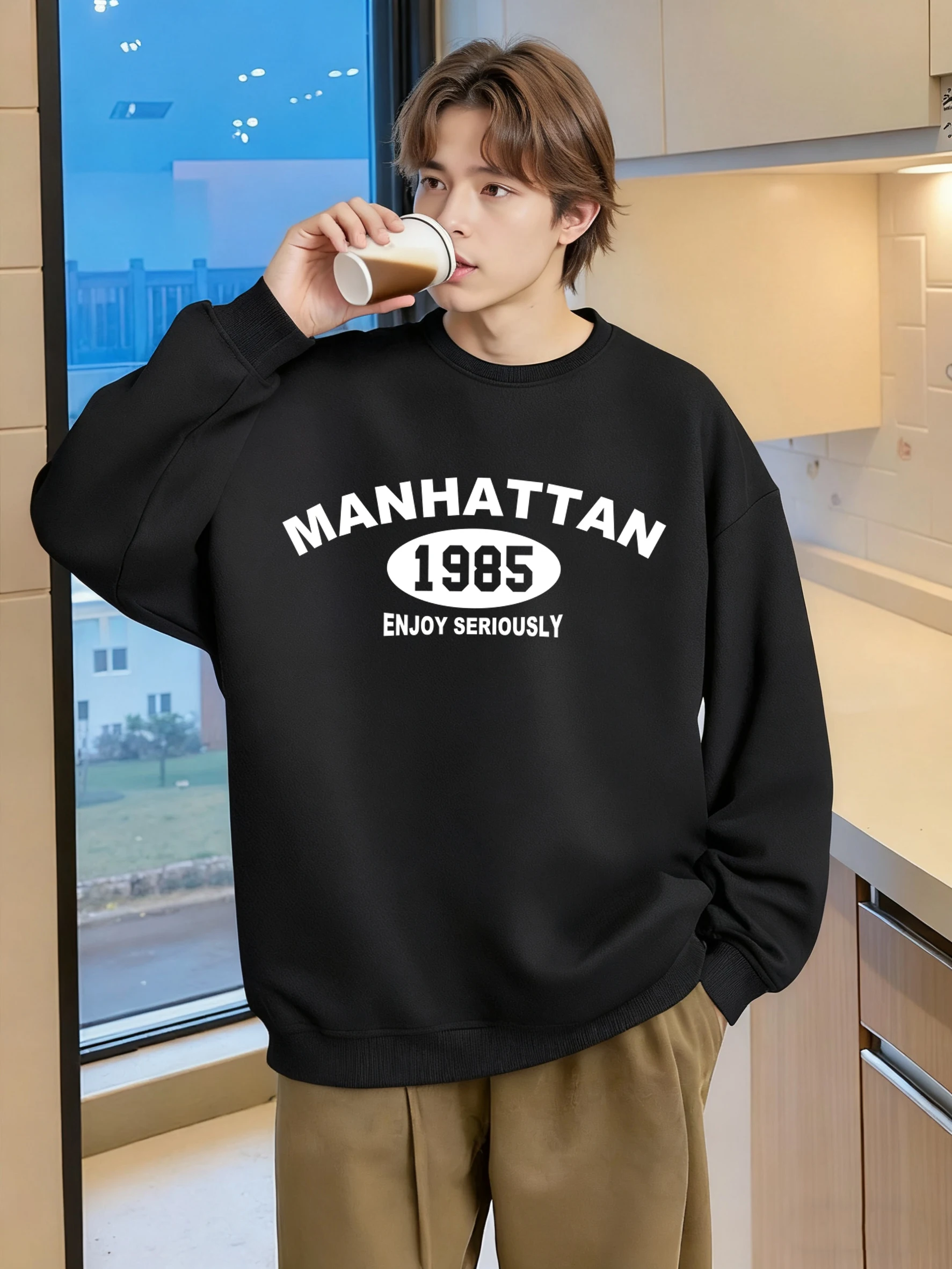 Manhattan 1985 Enjoy Seriously Print Sweatshirt For Men Soft Vintage Pullovers Casual Oversize Clothes Autumn Unisex Retro Top