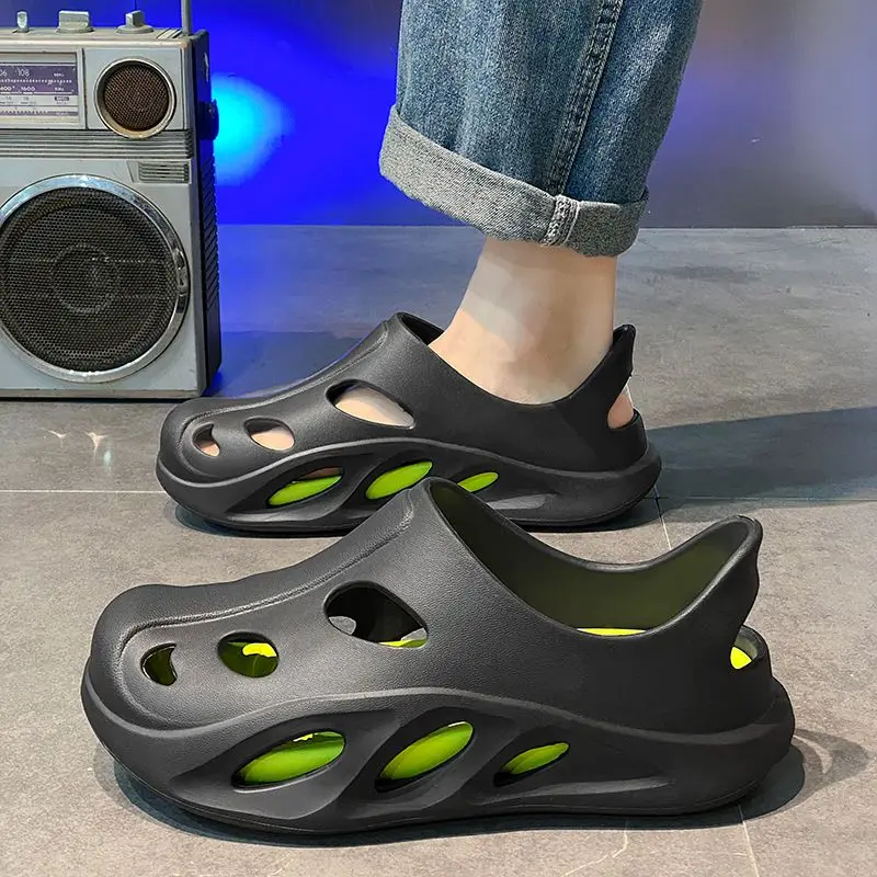 

Уличная обувь с закрытым носком и отверстиями для мужчин, нескользящие роскошные дизайнерские туфли из ЭВА, удобные дышащие пляжные мужские сандалии