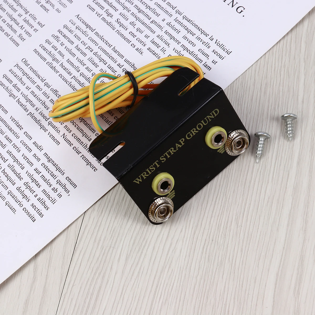 

Anti Static Socket ESD Wristband Grounding Receptacle Terminal Connectors Electrical Workstation Two Operators Standard Banana