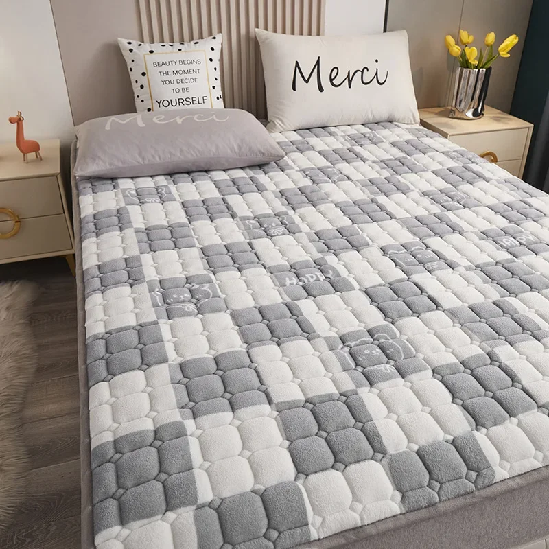 

Winter Warm Flannel Mattress Toppers Home Textile Anti-static Double Bedspread Non-slip Mattress Cover Thin Tatami Floor Bed Mat