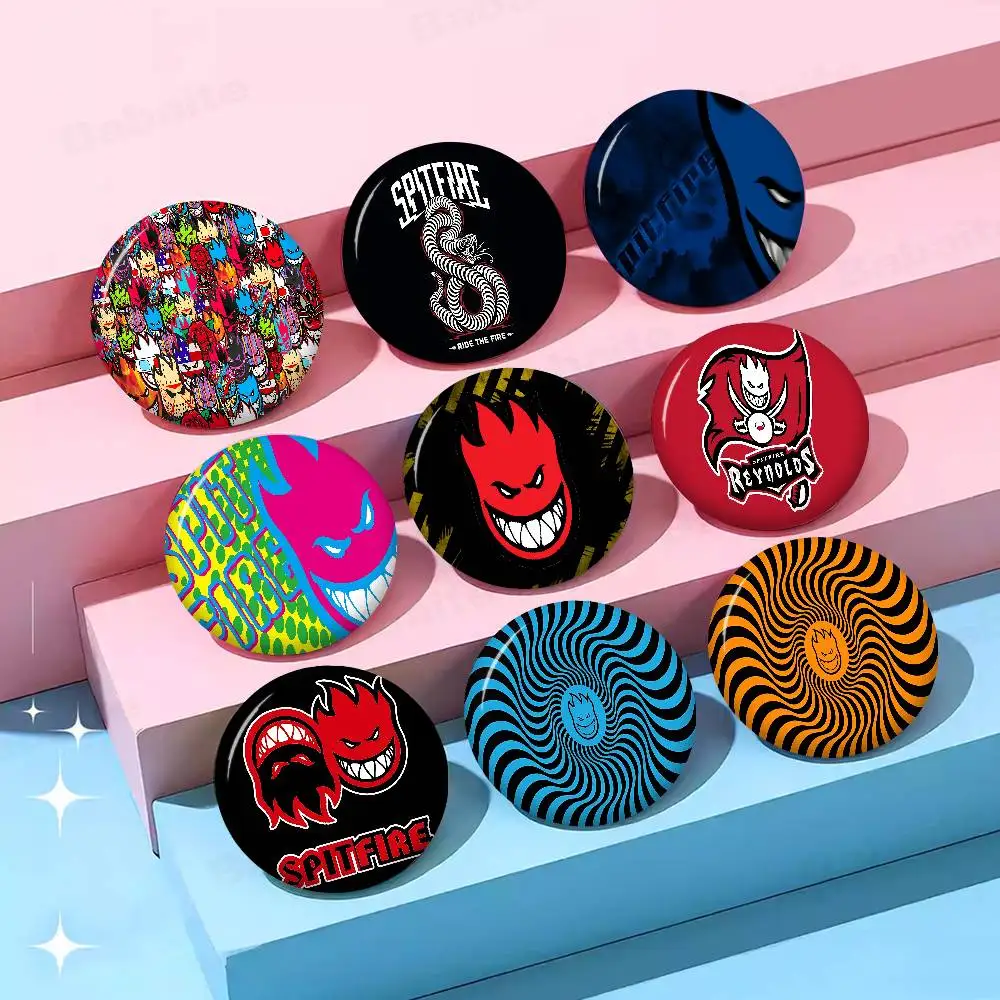 S-Spit F-Fires Logo 58mm Animals Funny Brooches Badge Backpack Clothes Gift Accessory
