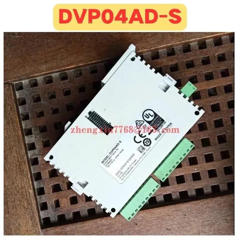 Modulo PLC usato DVP04AD-S DVP04AD S Funzione normale Testato OK