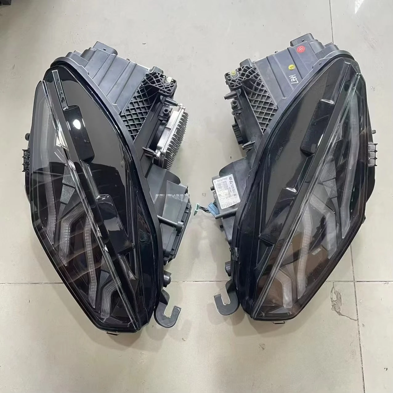 For STO EVO LP610 LP580 Hurricane Original Used LED Headlights OEM 4T0941003G 4T0941004G