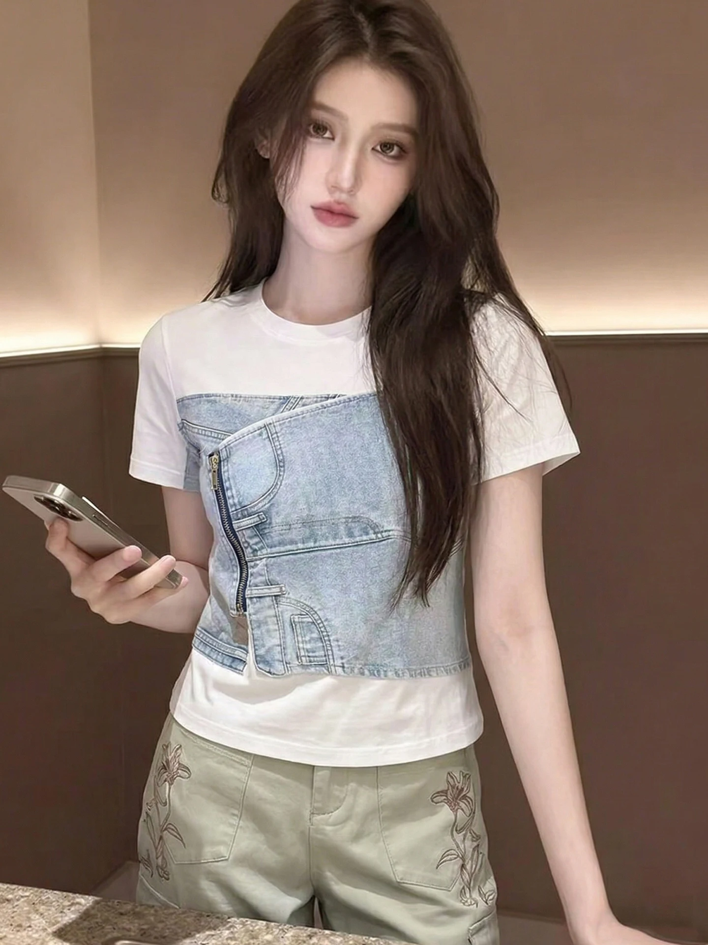 

Retro Color Block Design T-Shirt Short Sleeve Minimalist Style Unique And Exquisite Summer Fashion Women's Top Korean Version