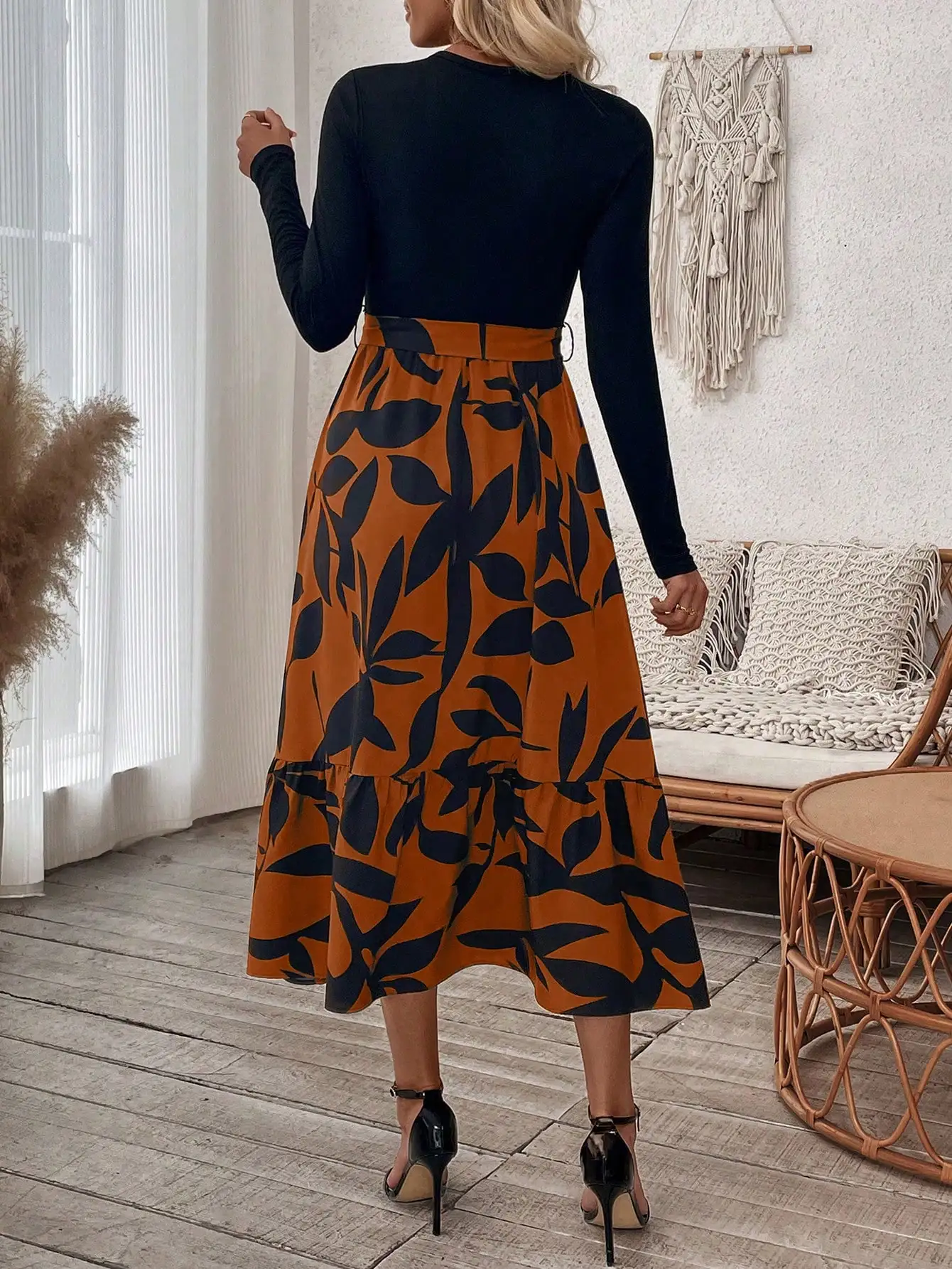 Women Round‑Neck Long‑Sleeve Caramel Leaf‑Print Dress,High Waist Bow Belt Ruffle Hem A‑Line Midi Dress For Vacation Daily Wear