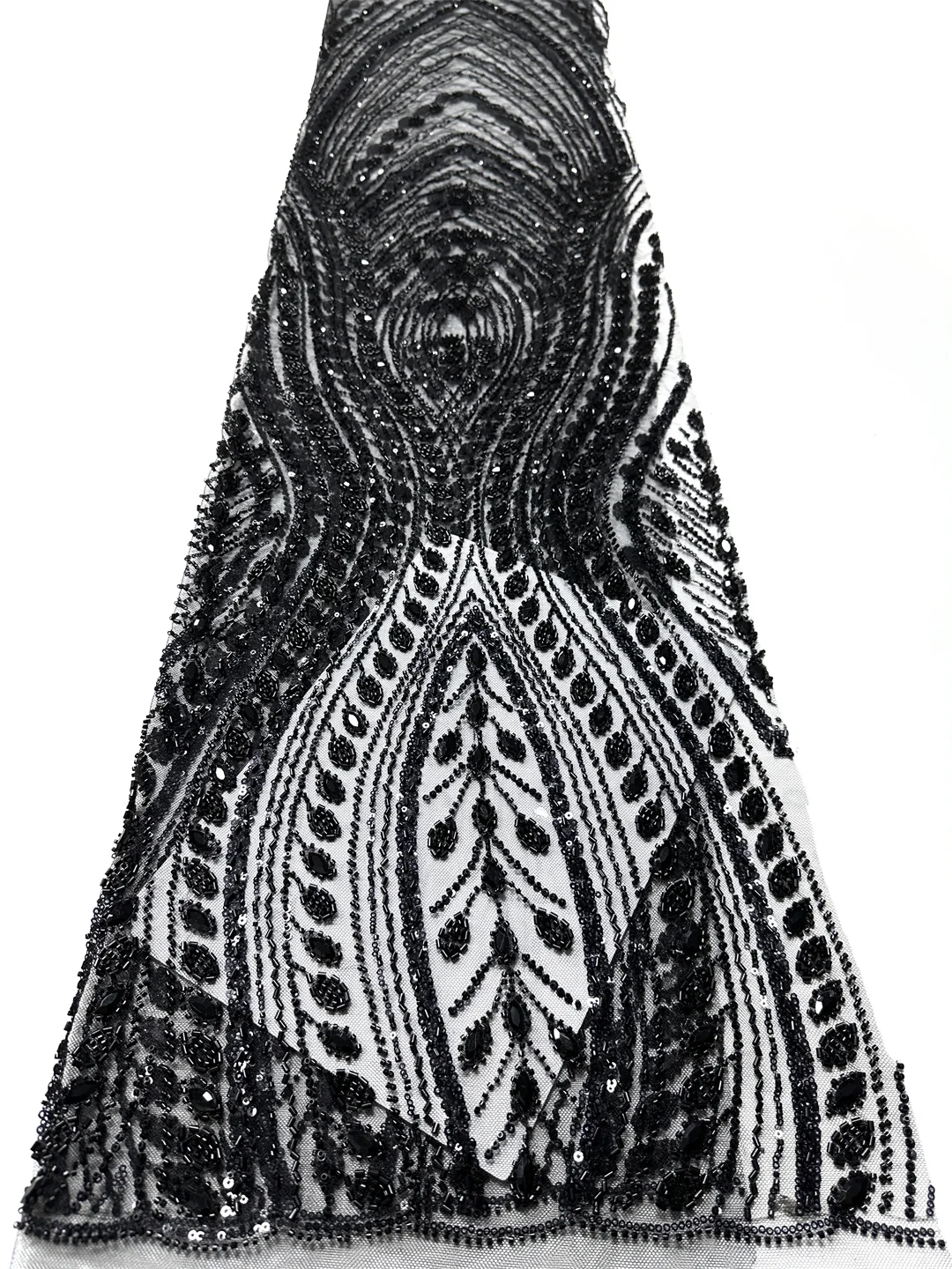 

2026 African Nigerian French Stones Groom Embroidery Tulle Sequins Lace Fabric Beautiful Luxurious Heavy Beaded Lace For Wedding