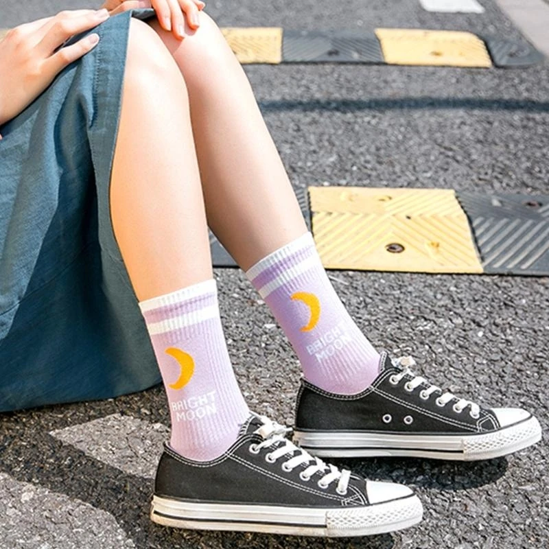 

Японские женские хлопковые носки Harajuku милые мультяшные аниме, луна, кактус, клубника, молочный принт, изделия до