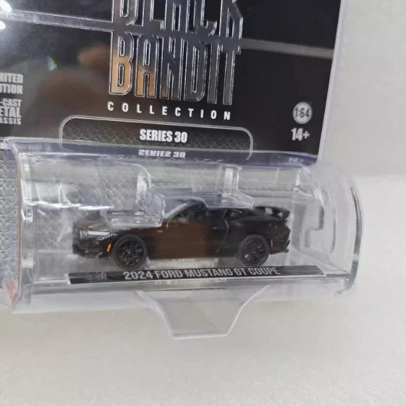 

Greenlight масштаб 1:64 2024, Mustang GT Coupe, имитация сплава, модель автомобиля, статическая коллекция, украшенные праздничные игрушки, сувенирный подарок
