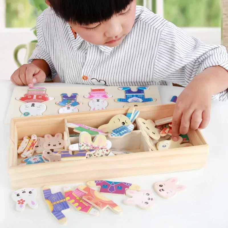 [Divertente] Coniglio Cambia Vestiti Giocattolo di Legno Puzzle Montessori Vestito Educativo Cambiando Puzzle Giocattolo FAI DA TE assemblare Ragazza regalo