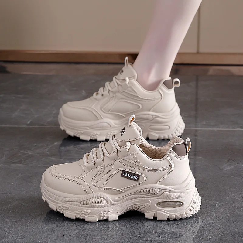 

2025 New Spring and Autumn Women's Thick soled Sports Shoes, Low cut Non slip Lace up Women's Shoes