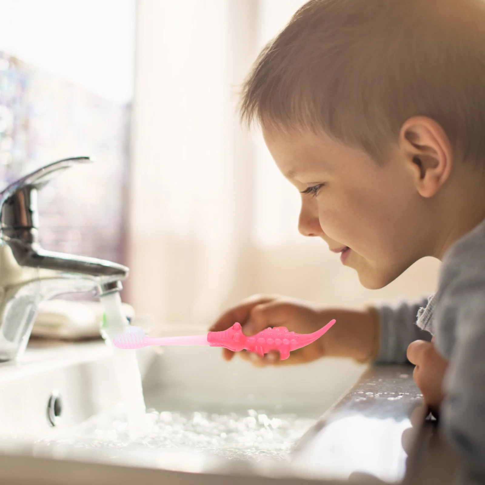 

8Pcs Kids Toothbrush Set Manual Tooth Cleaning Tool for Toddlers Creative Design Oral Care Dental Cleaning Accessories