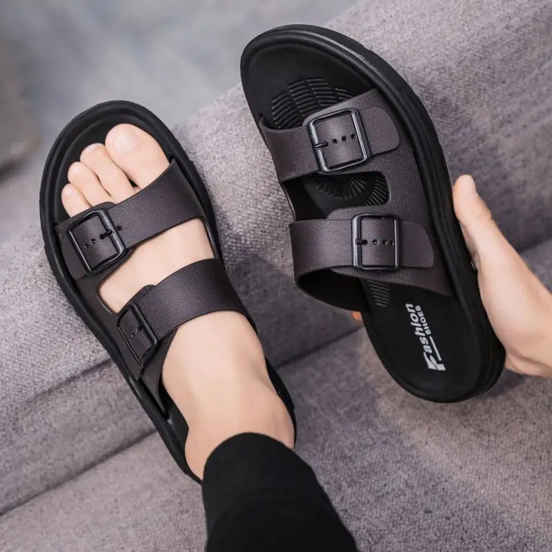 Men's leather slippers summer 2024 new trend all indoor and outdoor wear men's casual light beach flip-flops