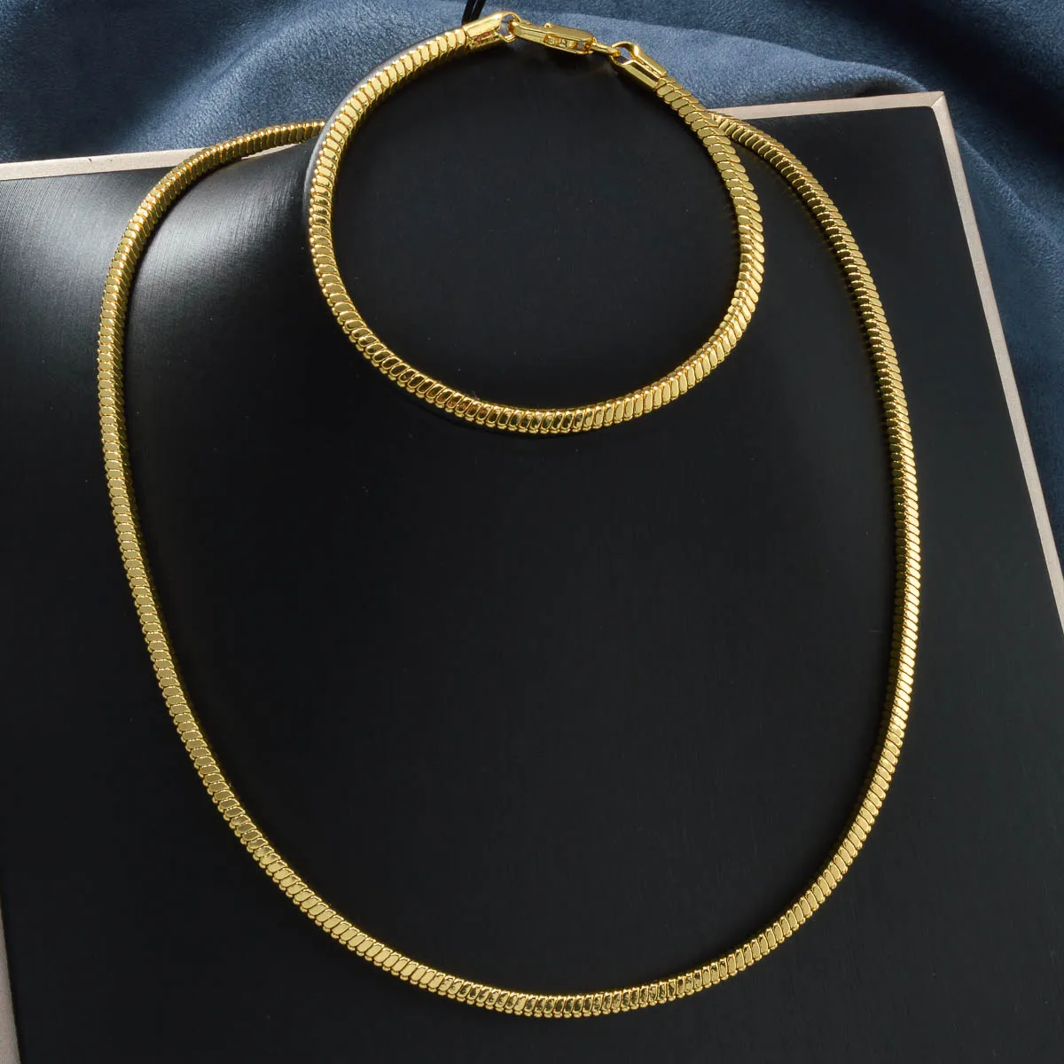 

Gold Plated Snake Chain Necklace Bracelet Set Minimalist Luxury Stacking Jewelry for Women Daily Wear Fashion Gift Present