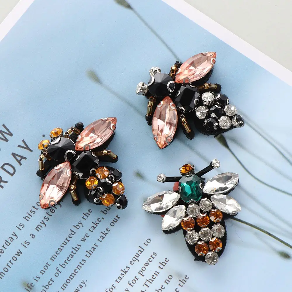 3D Handmade Rhinestone Bee Beaded Patches Sew on Sequin Patch For Bags Clothing Beading Crystal Applique Cute Patch