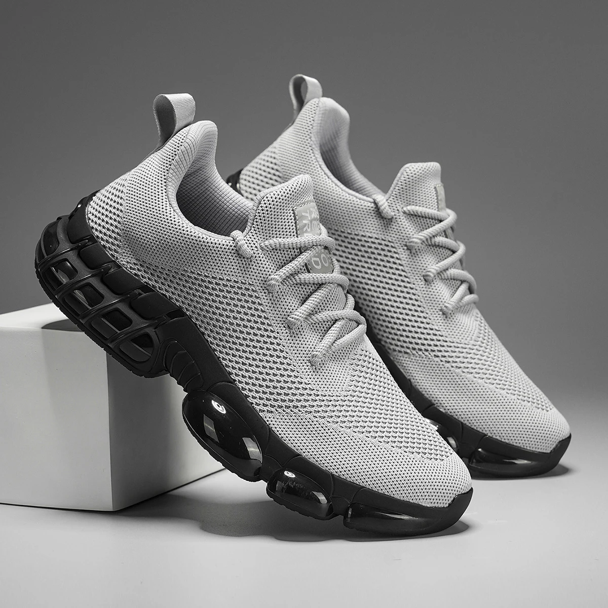 

2024, весенние новые кроссовки большого размера на воздушной подушке, универсальные удобные кроссовки, мужские повседневные модные кроссовки 40-47