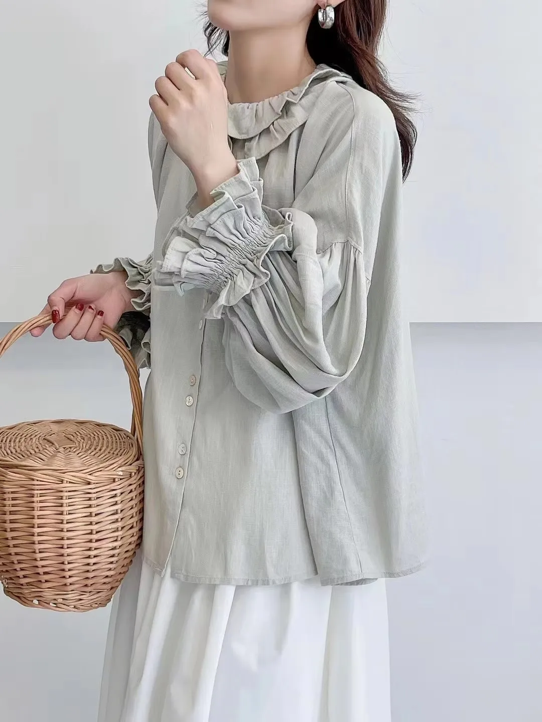 New Autumn Cotton Sweet Shirts Women Solid Ruffles Tops Long Sleeve Peter Pan Collar Loose Cute Doll Blouses Spring T39346QM