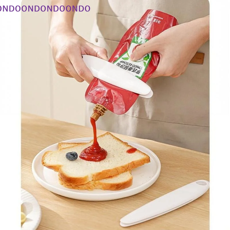 Magnetic Sauce Packet Squeezer Kitchen Condiment Pouch Press Clip Removable Tube Wringer For Food Sauce Bag Toothpaste Pet Food
