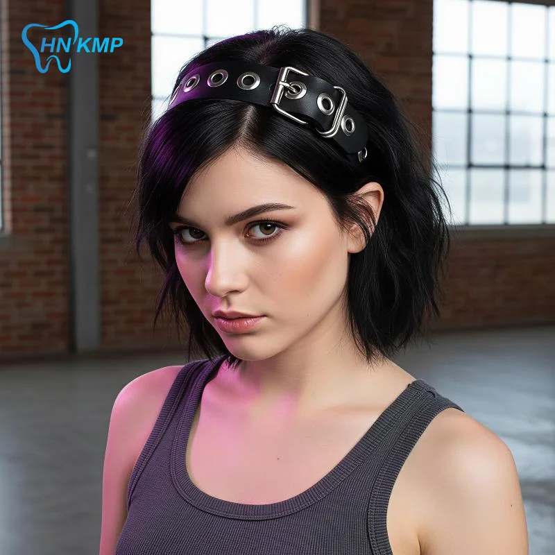 Platinum Wavy Short Synthetic Wig No Shedding Realistic Bangs Adjustable Strap for Cosplay Holiday Parties