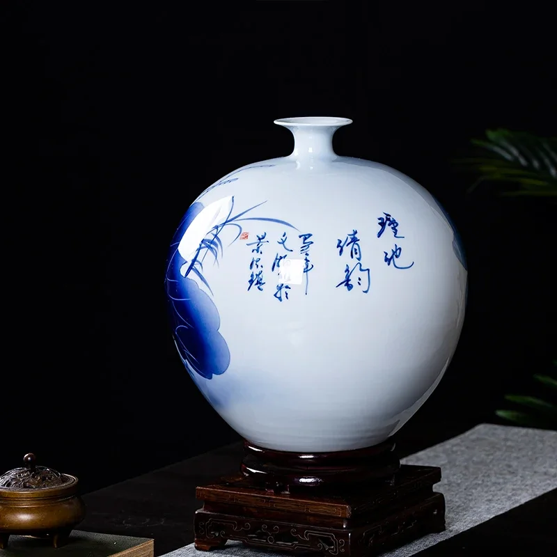  Traditional Handpainted Blue and White Porcelain Vases New Chinese Style Living Room TV Cabinet Decor Elegant Porch Ornaments