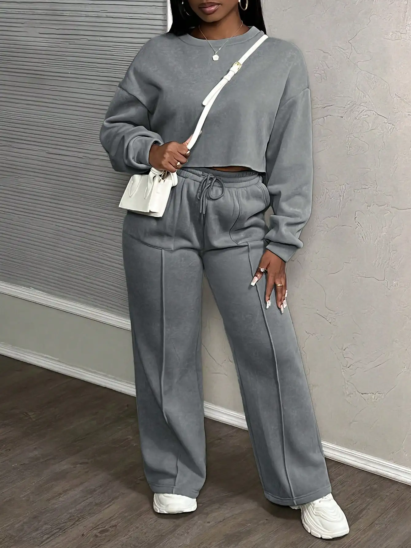 

Gray Cropped Sweatshirt And Wide Leg Pants 2 Piece Set Casual Streetwear