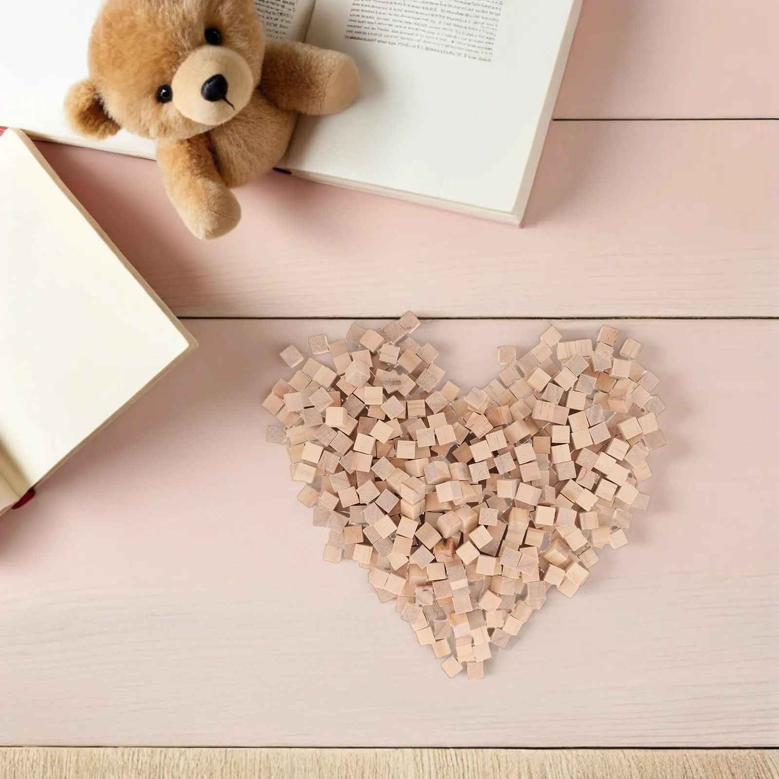 600Pcs Solid Wood Cubes 10Mm Natural Unfinished Blank Blocks for Kids Crafting Painting Carving DIY Puzzles Preschool Learning