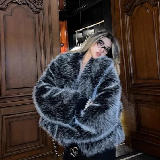 

Unique Winter Women's Faux Jacket Gradient Detailed Lady's Eco Coat Fluffy Fur Short Artificial Outwear For Female