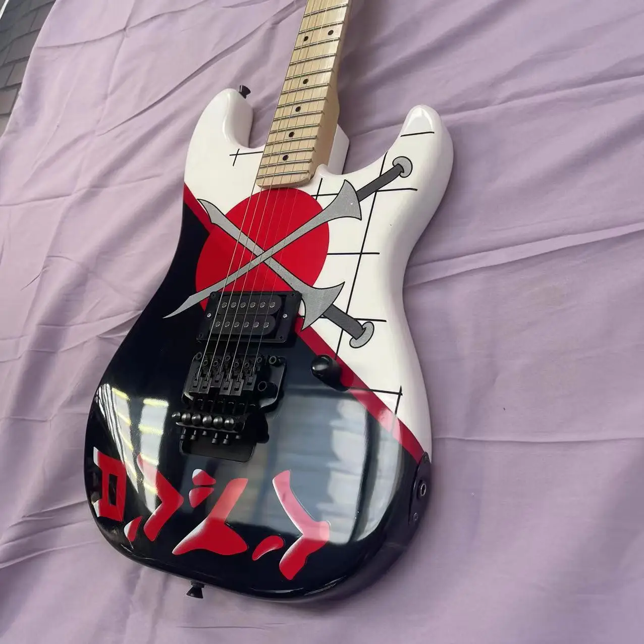 Hand-painted sword style 6-string electric guitar split electric guitar, hand painted sword body pattern, high gloss, maple fing