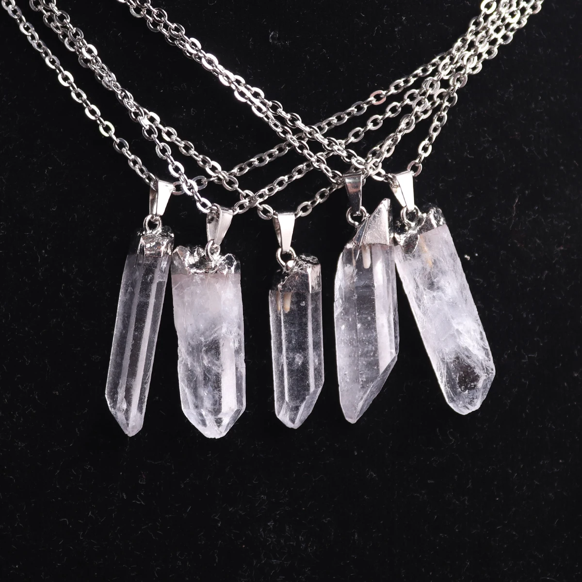 1PCS  Irregular Shaped Natural Raw Stone White Clear Quartz Crystal Pendant Necklace Healing Energy Meditation Jewelry
