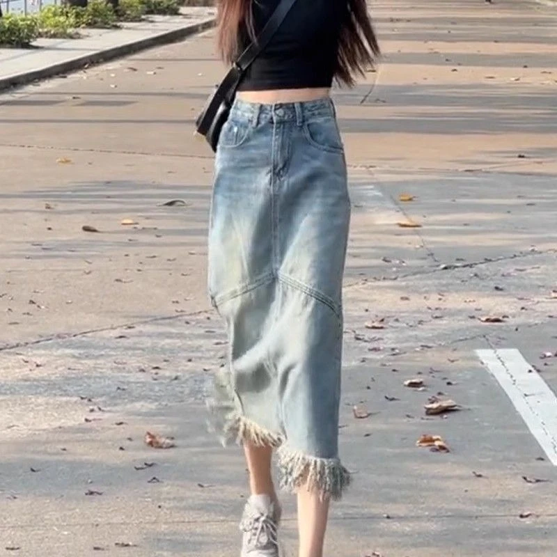 

Vintage Tassel Split Stitching Denim Skirt 2025 Summer High Waist and Long A-word Women's Hip Skirt