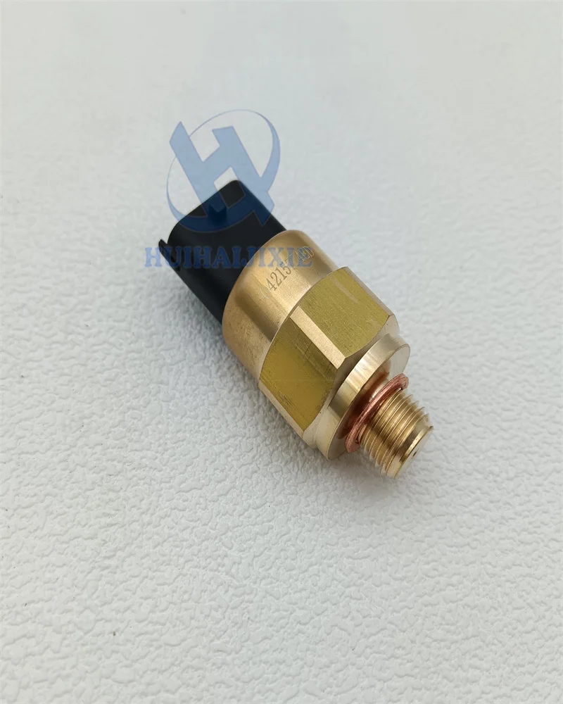 

Construction machinery High Quality Parts 04215774ED Oil Pressure Sensor For Volvo EC210B EC240B