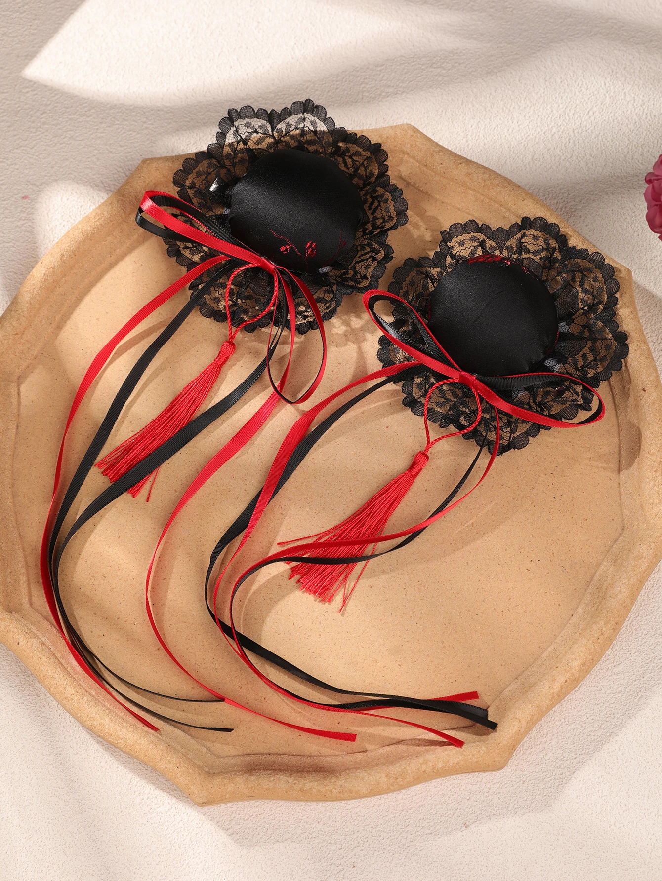 Dark Chinese Style Red and Black Contrasting Hair Clip, Lace Tassel Hair Accessory That Makes the Face Look Smaller, Hanfu Cheongsam Gothic Style Cos Bun Hair Accessory