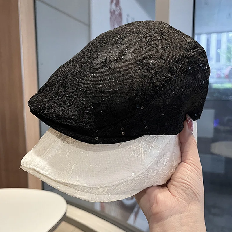 Vintage Flower Embroidered Hat Cotton Linen Show Face Small Age-reducing Temperament Elegant Fisherman Hat Melancholy Painter Ha