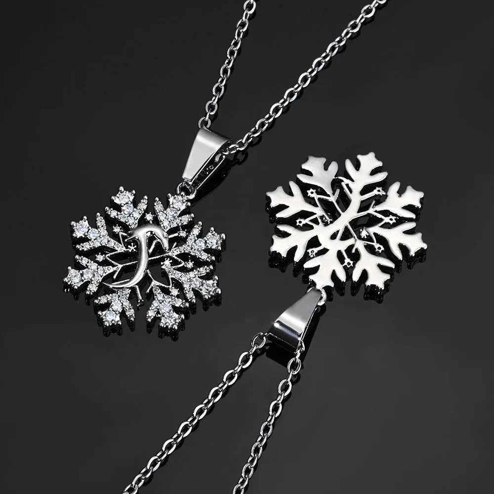 

Fashionable Ladies Snowflake Christmas Jewelry set With Diamond Pendant ice Bright Zircon hip hop style Pendant Necklace