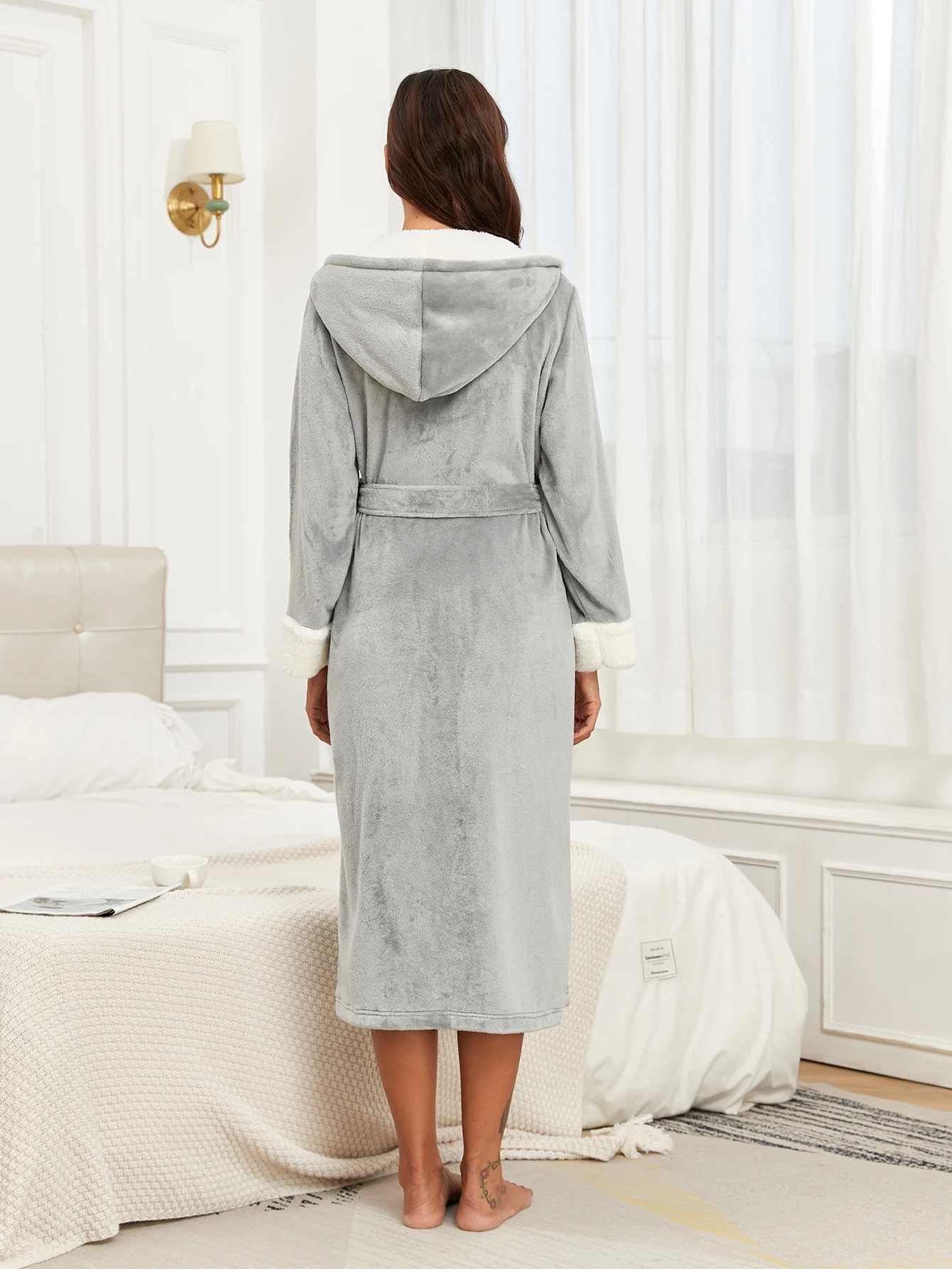 Facecloth colorful hooded robe women\'s long section of home wear autumn and winter models warm and comfortable bathrobe pajamas