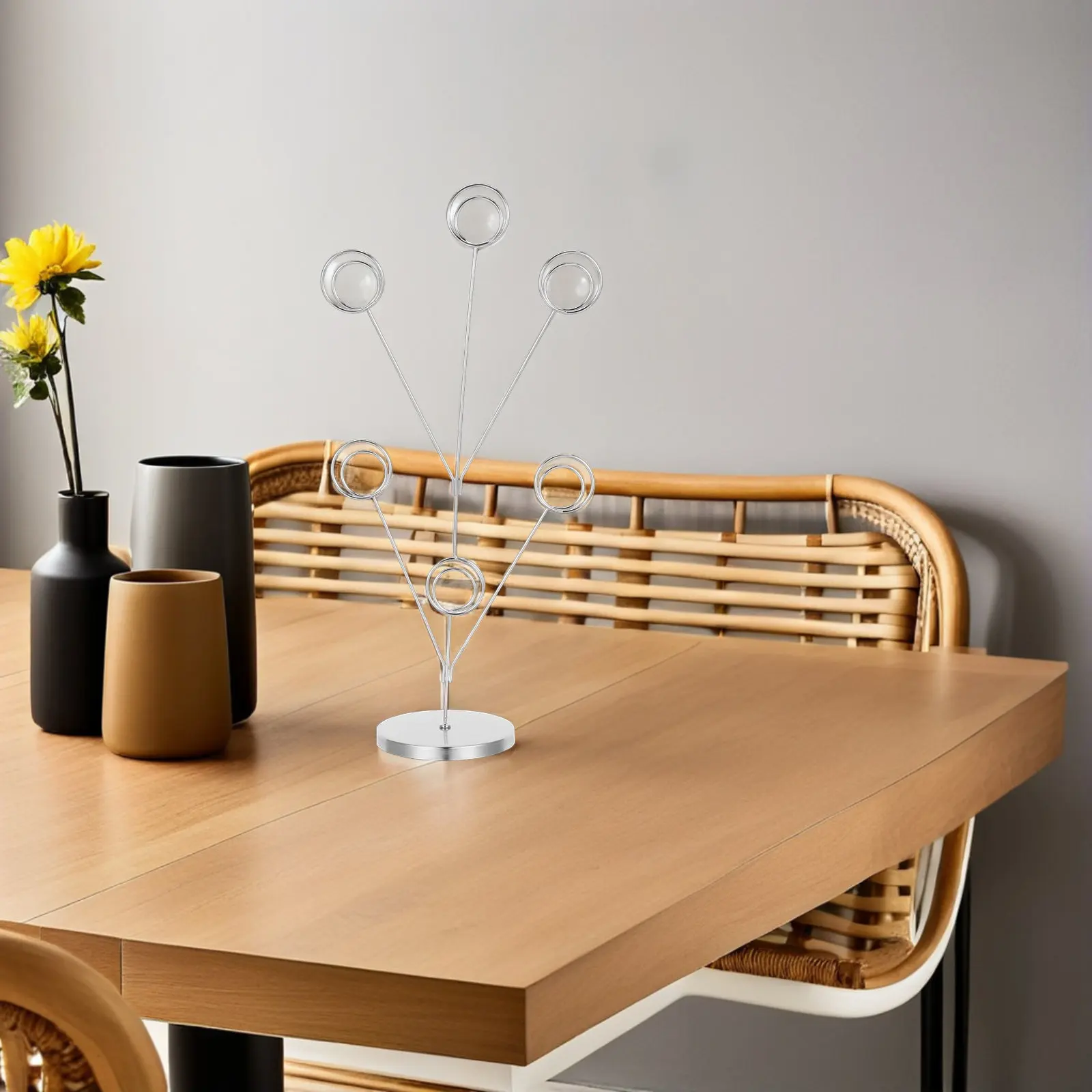 Multi-Head Photo Tree Holder Clip Desktop Stand with Clips Elegant Peacock Shape Round Base for Table Card Display Memo Notes