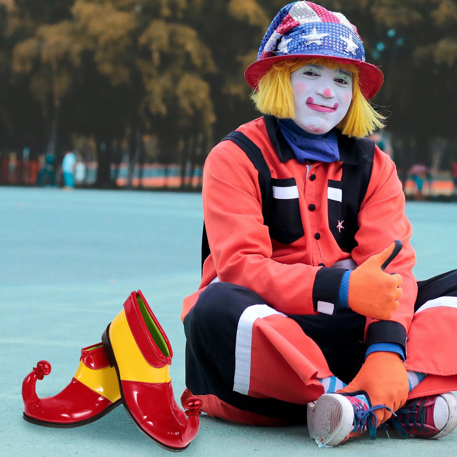 أحمر أصفر Size44 قرون مهرج أحذية بولي Material المواد القرن حذاء لكرنفال هالوين زي حفلة اكسسوارات مضحك