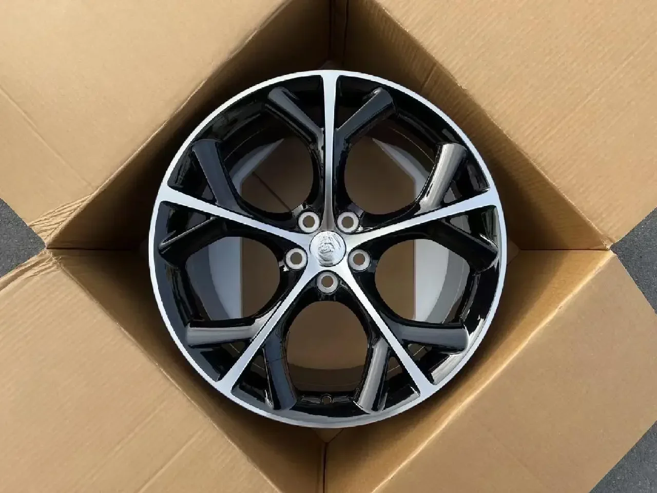 Tailored Customized Forged Wheels Black And Machined Face 19-22 Inch PCD 5x108  For Jaguar E-pace F-pace F-type I-Pace