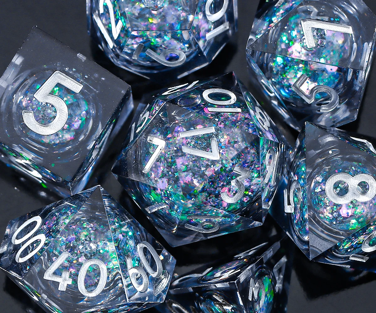 Quicksand Starry Resin Dice Set, Sharp Edges Dice  for Role Playing Games, Sequin Embedded Collectible Dice
