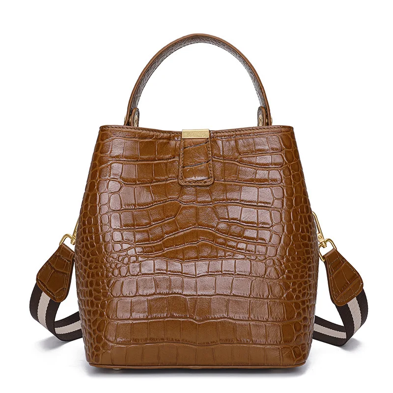 Leather women 2024 new first layer leather crocodile pattern bucket bag  hand-held single shoulder bag 0120