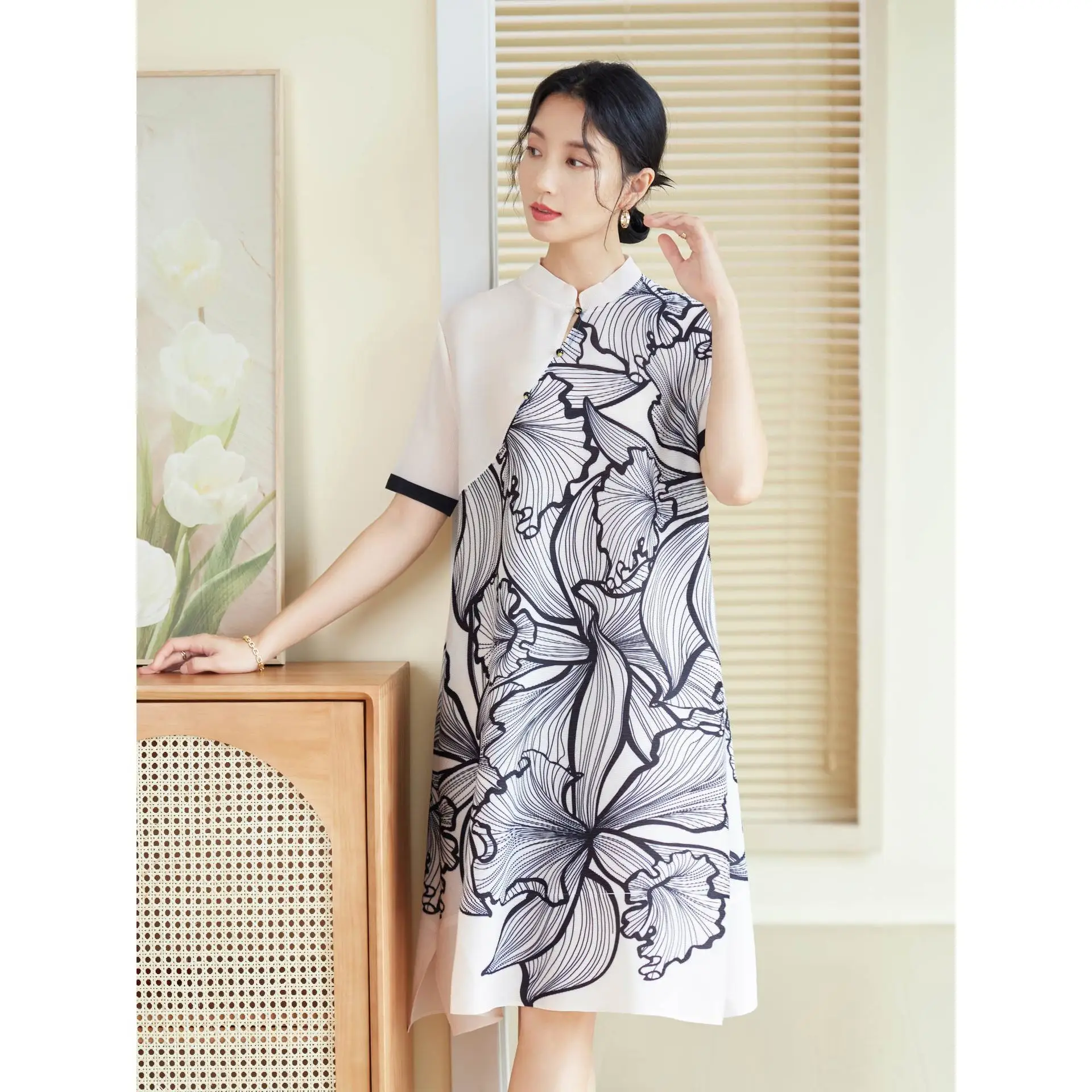 

Elegant Dresses Women, High-end Dress with Miyake Pleats, Fashionable Print, Loose Large-sized, Fashionable Mid-length,2024 New