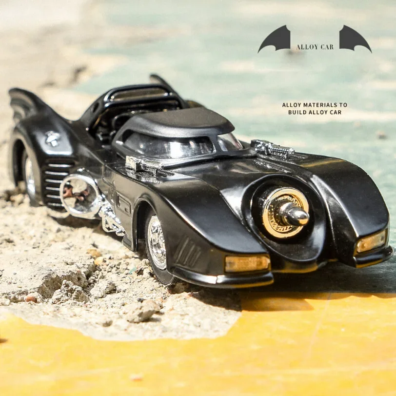 Modèle de voiture chauve-souris vintage en alliage moulé sous pression pour enfants, 1:36, voiture de simulation classique avec lumière, collection de jouets, cadeaux